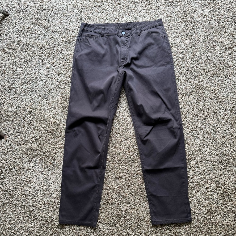 *Mountain Hard Wear* mens athletic outdoor hiking pants - 36/32 - super sharp!